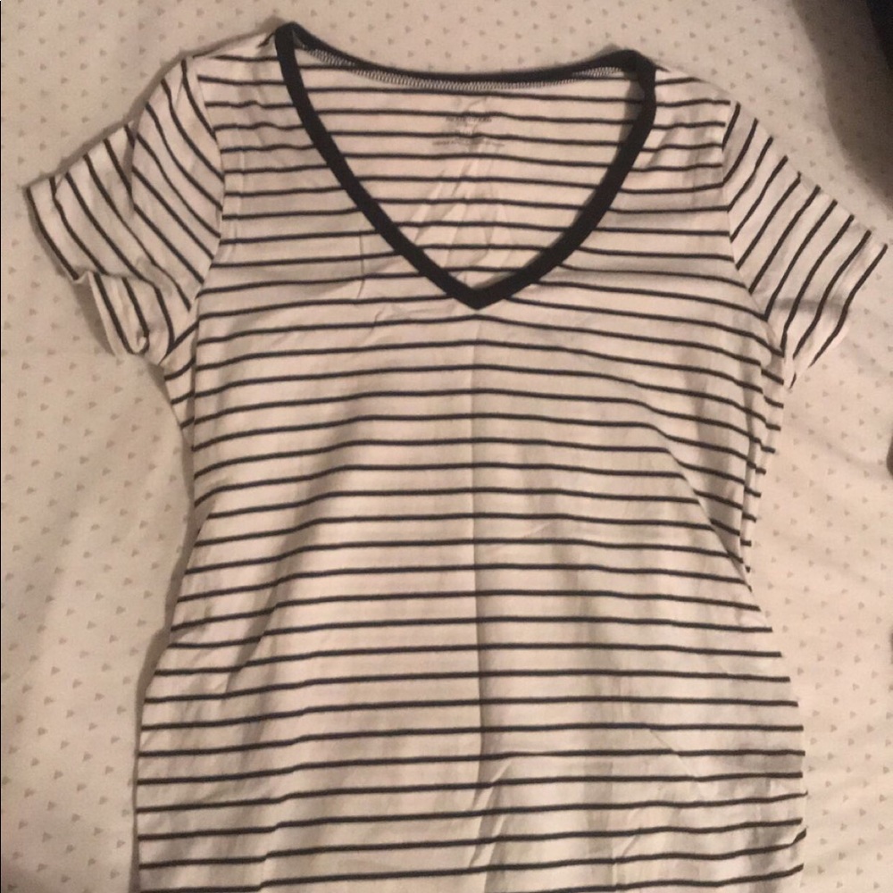 Motherhood maternity shirt